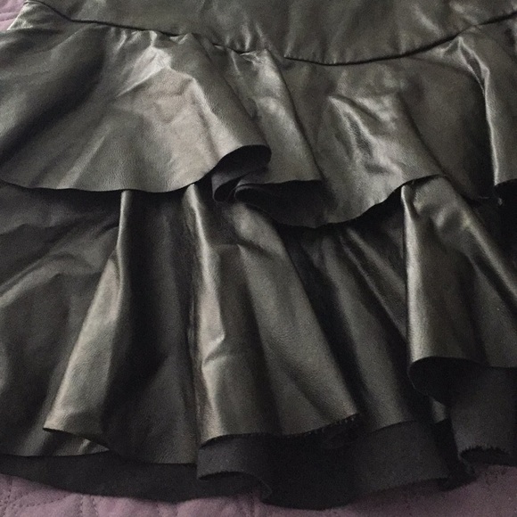 Traded to introverted yarn - Picture 2 of 5